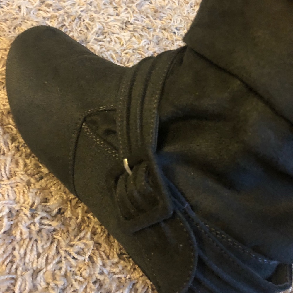 Women gray boot/booties - Picture 8 of 8